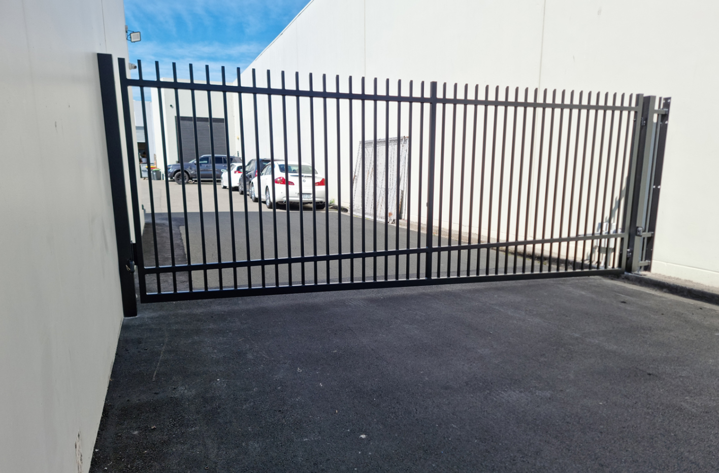 commercial gate repair.